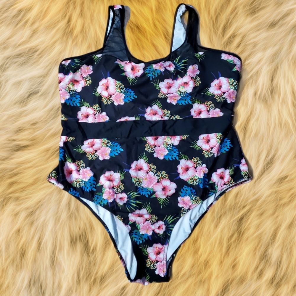 🌹Beautiful one piece swim